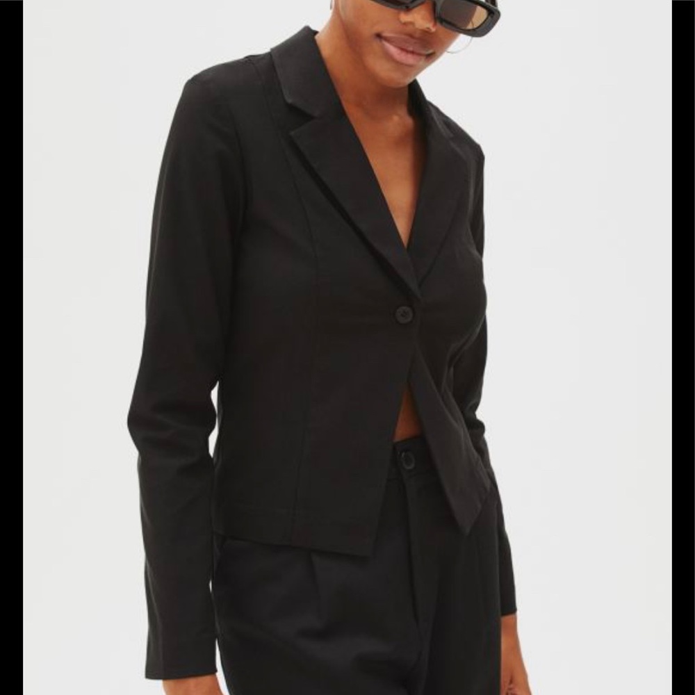 H&M Fitted Blazer